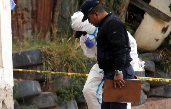 Sicarios ultiman a una mujer frente a su casa en Comayagüela