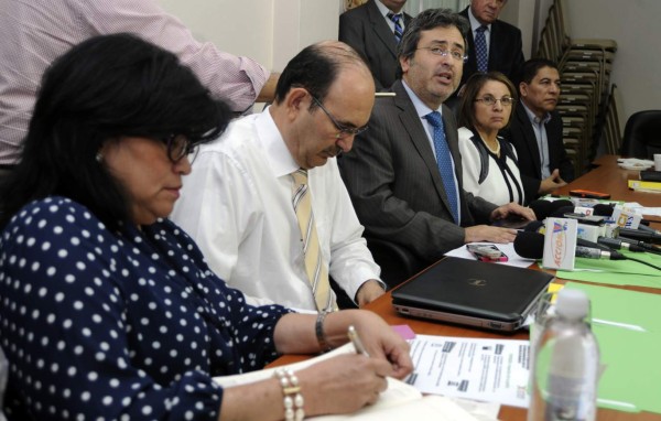 Maccih insta a Honduras a crear ley para fiscalizar dinero de campañas