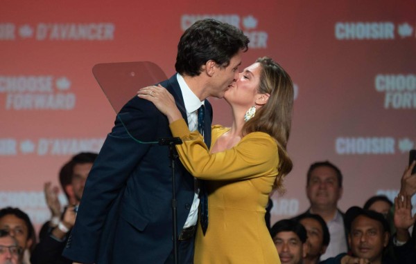 Esposa de Justin Trudeau da positivo de coronavirus