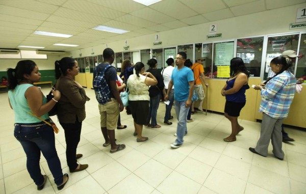 Mañana asignan citas con especialistas para 2015 en el IHSS