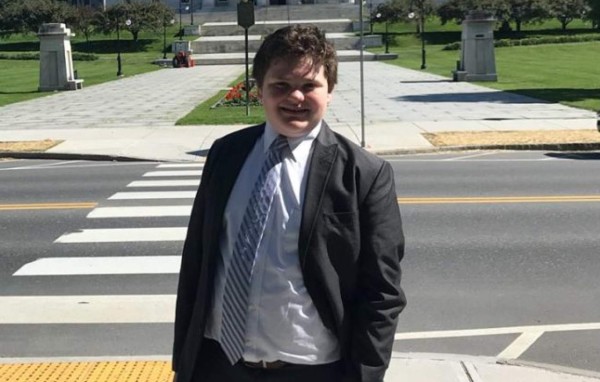 Ethan Sonneborn, el niño que se postuló para gobernador en EEUU