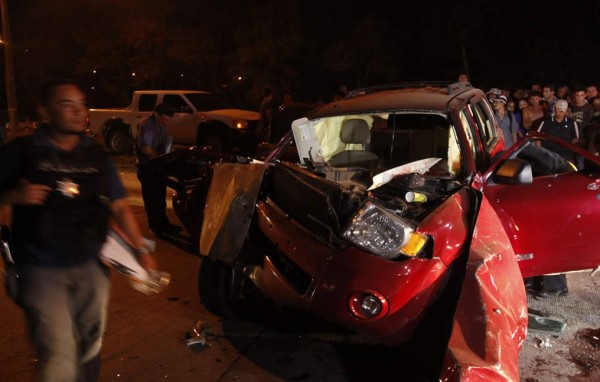 Balacera en autopista al puerto deja al menos dos muertos