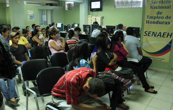 Empresas buscan disminuir el desempleo en la ciudad