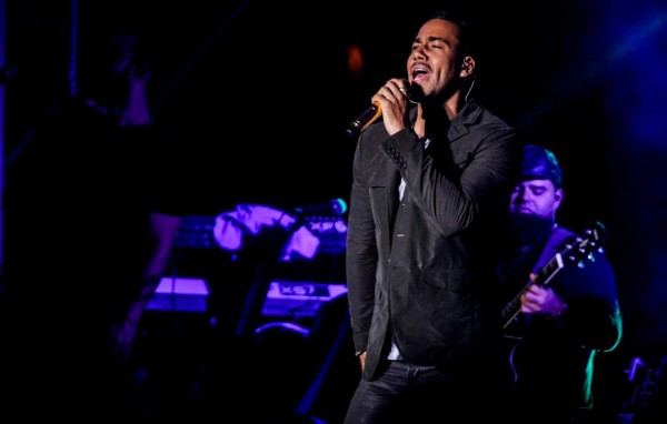 Romeo Santos flechó a las sampedranas