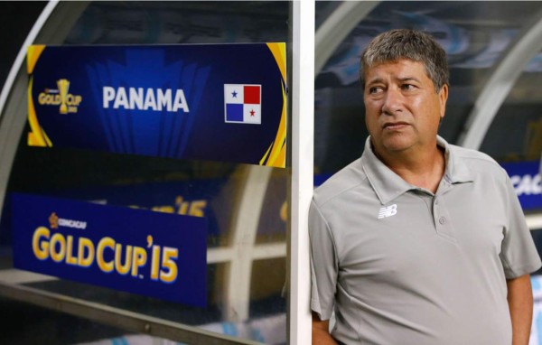 'Bolillo' Gómez, entre lágrimas: 'Pensé en retirarme del fútbol'