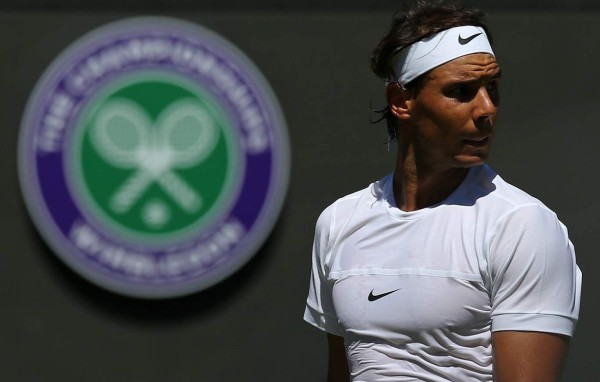 Nadal debuta con sólido triunfo en Wimbledon