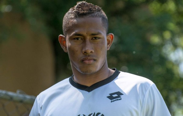 Defensor colombiano Nieves es opción en Olimpia