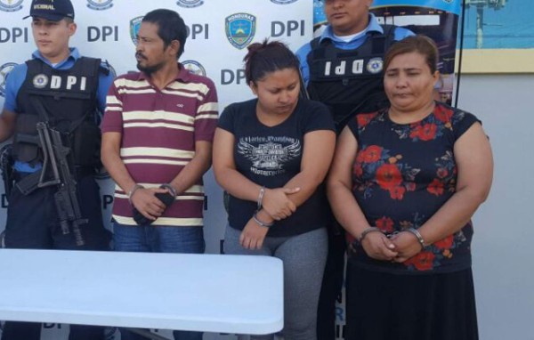 Wilfredo Mejía Ruiz (43), Andrea Elizabeth Cantor Mejia (24) y María Elena Cantor Canales (42).