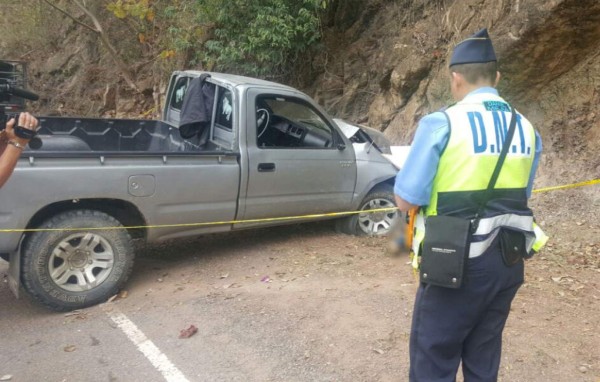 Mueren dos personas en accidente vial cuando iban para el hospital