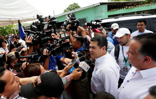 Gobierno estudia contratar firma para verificar abusos en tarjetas