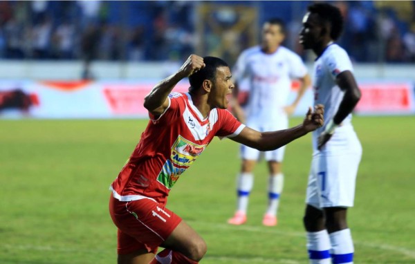 La Real Sociedad toreó al líder Olimpia