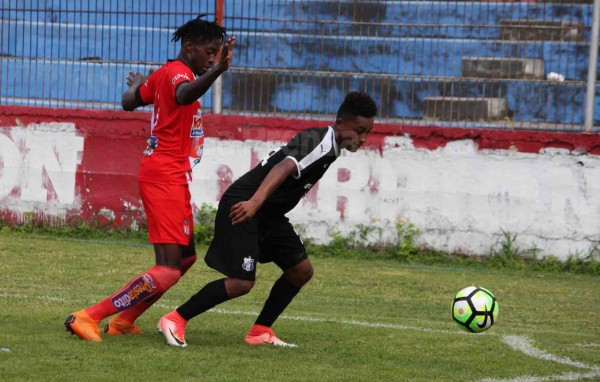 El Honduras Progreso remonta y golea al Vida