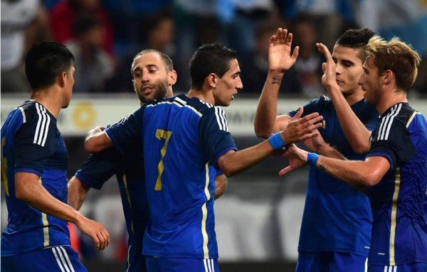 Argentina le estrena la corona a Alemania con un brillante Di María