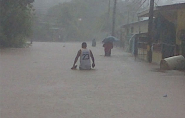 Se cancela hoy la toma de posesión del alcalde porteño por inundaciones