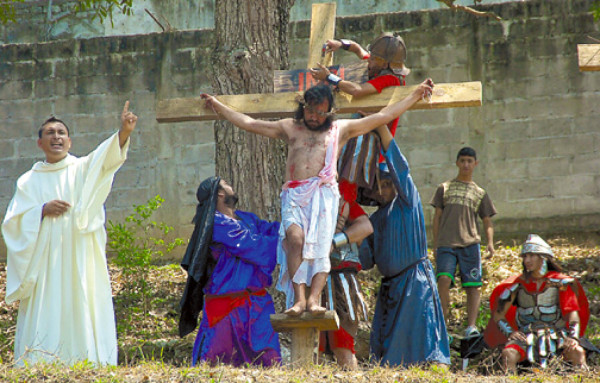 Reviven últimas horas de Jesús