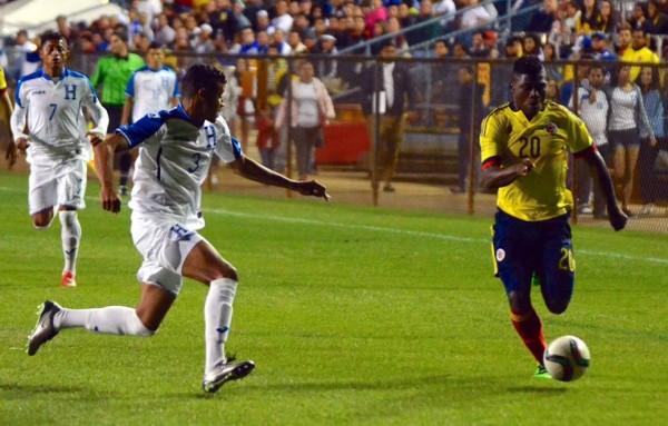 Honduras vuelve a empatar en amistoso contra Colombia