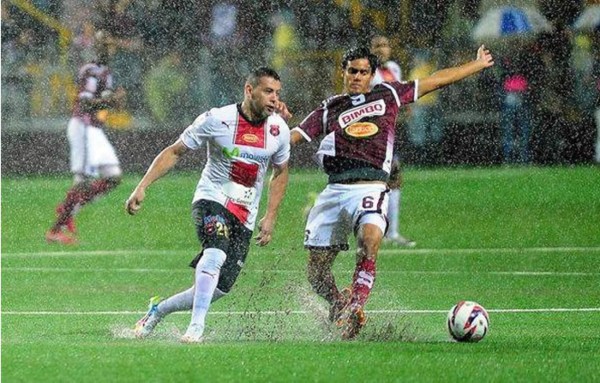 El Saprissa deja sin bicampeonato a Jerry Palacios