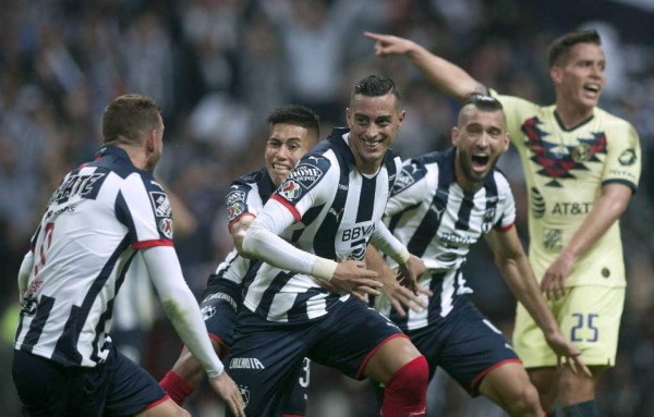 Monterrey venció al América en la final de ida con golazo de chilena al último minuto