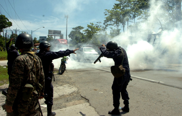 En desalojo termina protesta de maestros