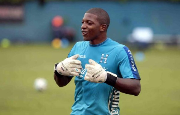 'Buba' López arrebata récord a Noel Valladares