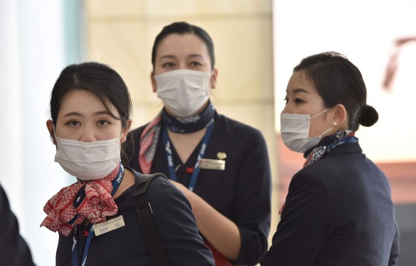 El número de casos confirmados del coronavirus sube a casi 1.300 en China  