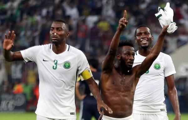 Arabia Saudita no falla ante Japón y clasifica al Mundial de Rusia 2018