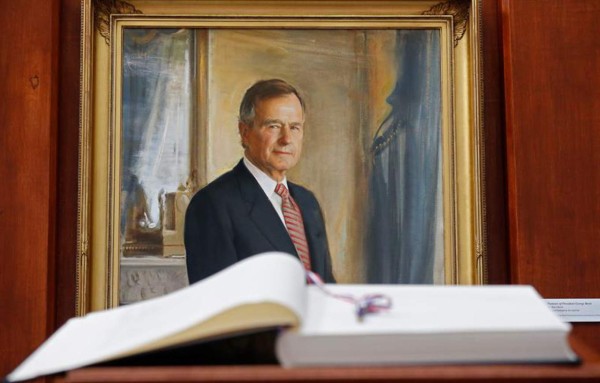 Homenajes al fallecido expresidente estadounidense George H.W. Bush