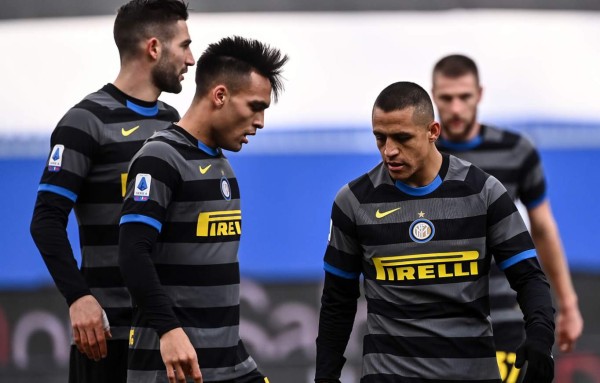 El Inter de Milán dio un paso atrás en la Serie A tras perder en el campo de la Sampdoria.