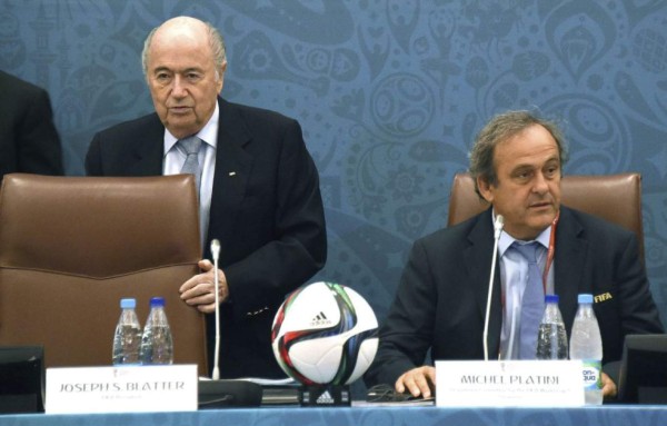 Platini, respaldado por México, Chile, Uruguay y El Caribe