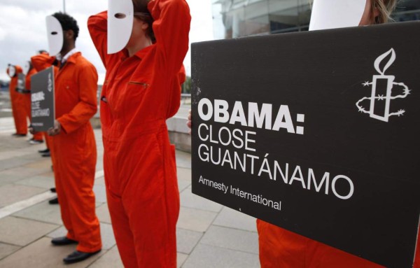 Transfieren a primer preso fuera de Guantánamo, tras victoria republicana