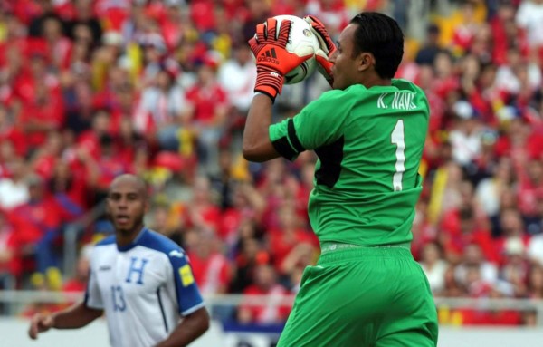 VIDEO: El tapadón de Keylor Navas tras disparo de Romell Quioto