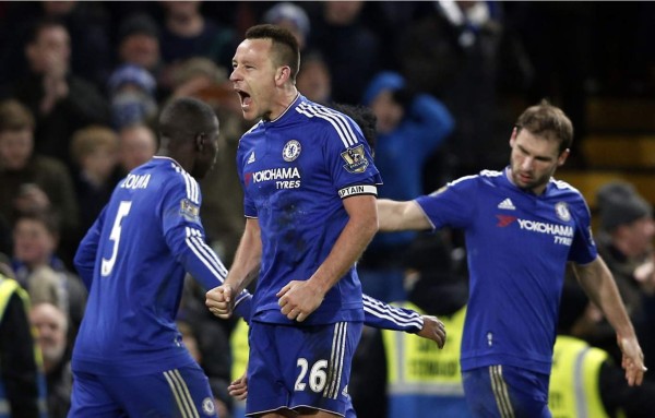 John Terry salva al Chelsea con gol en el minuto 98 y en fuera de juego