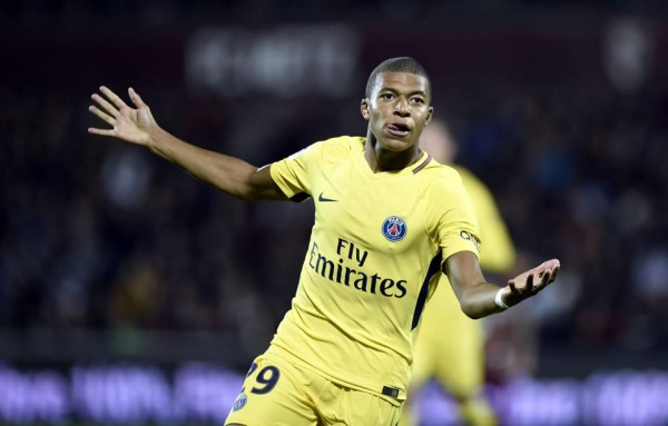 La 'MCN' del PSG mete miedo y masacra al Metz