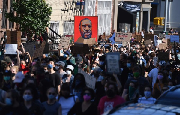 Nueva York: Protestas pacíficas no decaen por séptimo día consecutivo