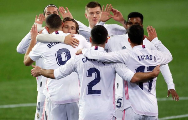 Real Madrid ganó de visita al Eibar y empata en el liderato de la Liga Española con el Atlético