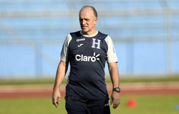 Fabián Coito no descarta convocar naturalizados a la selección de Honduras