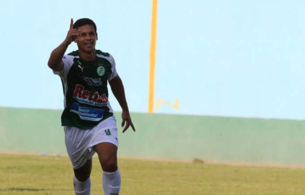 Douglas Caetano queda fuera del Juticalpa