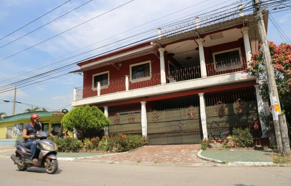 La 'Jefa” aún no justifica de dónde sacó para joyas