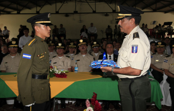 Se gradúan del Liceo Militar 19 subtenientes de reserva