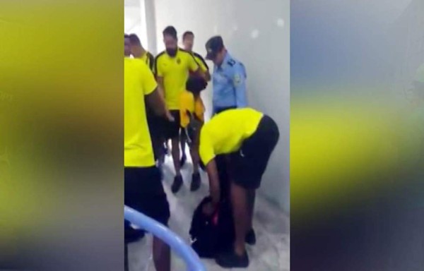Policía Nacional sorprende al Real España y causa malestar de'Primi'