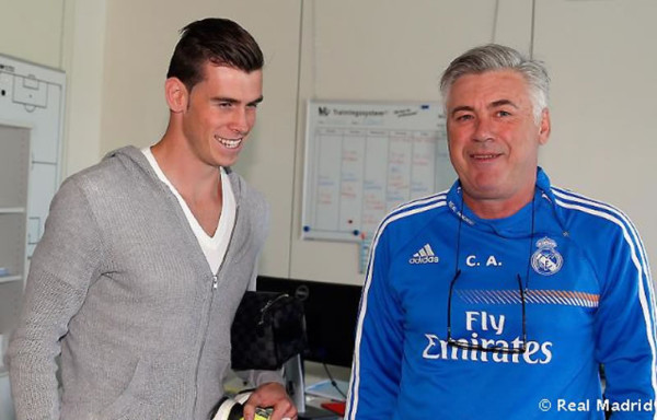 Cristiano Ronaldo dio la bienvenida a Gareth Bale