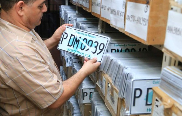 Honduras: En 7 días vence plazo para andar sin placas  
