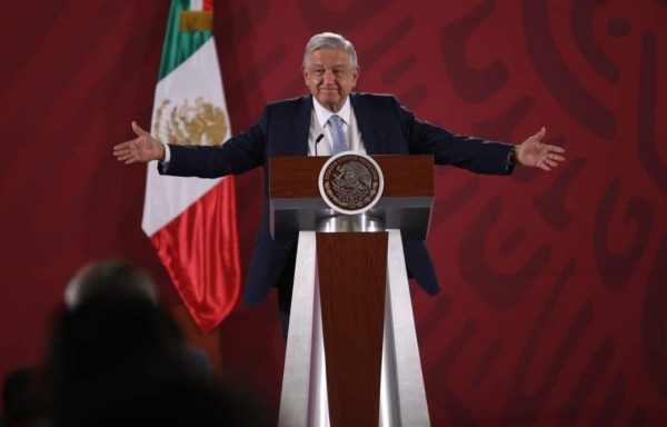 López Obrador propone eliminar fin de semana largo