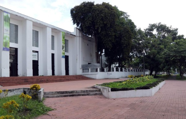 L100 millones necesitan para terminar Plaza de la Cultura