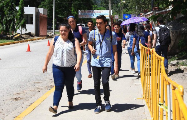 Red de asaltantes acecha a los estudiantes dentro de la Unah-vs
