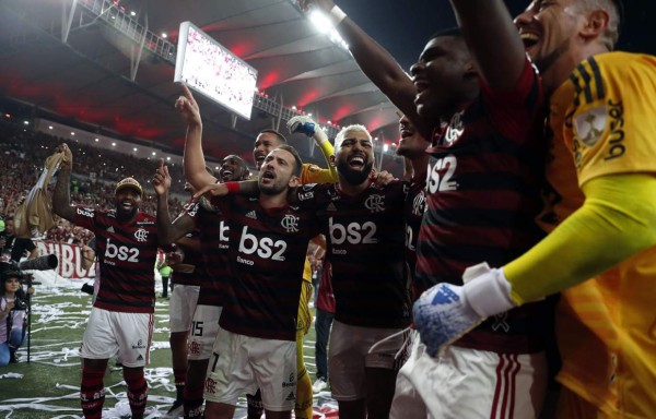 El Flamengo le metió una goleada abultada al Gremio y avanzó a la final de la Copa Libertadores. Foto EFE