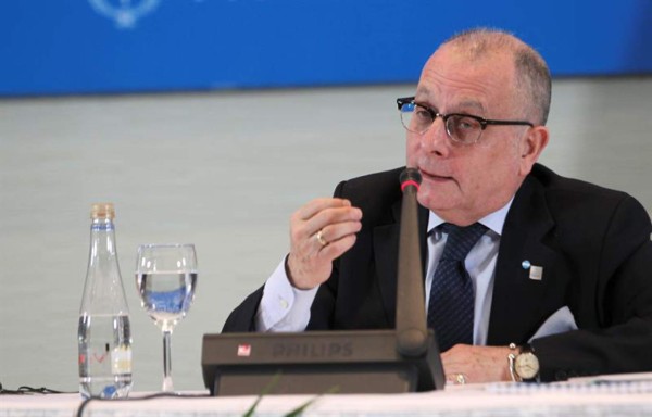 Argentina considera 'ilegal' elección en Venezuela y no reconocerá resultados