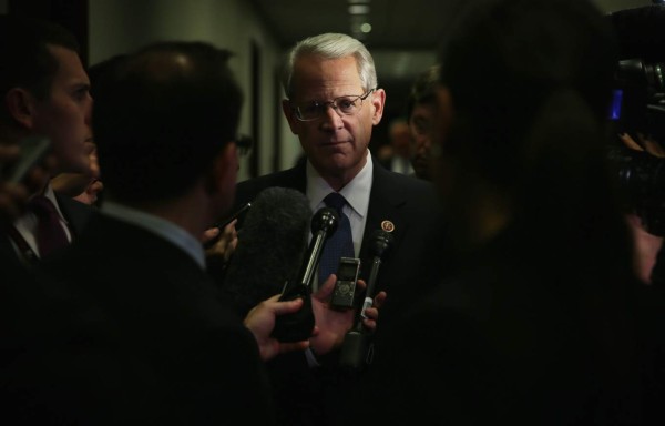 Aprueban presupuesto de Estados Unidos por $1.1 billones