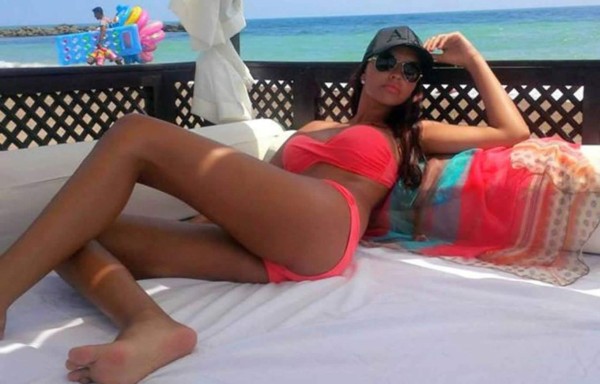 Adrián Mutu se casó en secreto con ex Miss