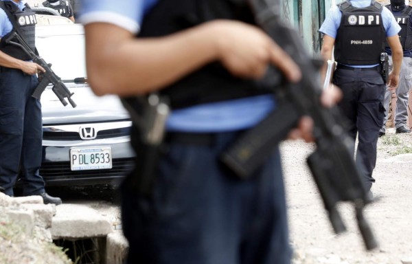 Policías hondureños han matado a 601 personas desde el 2008
